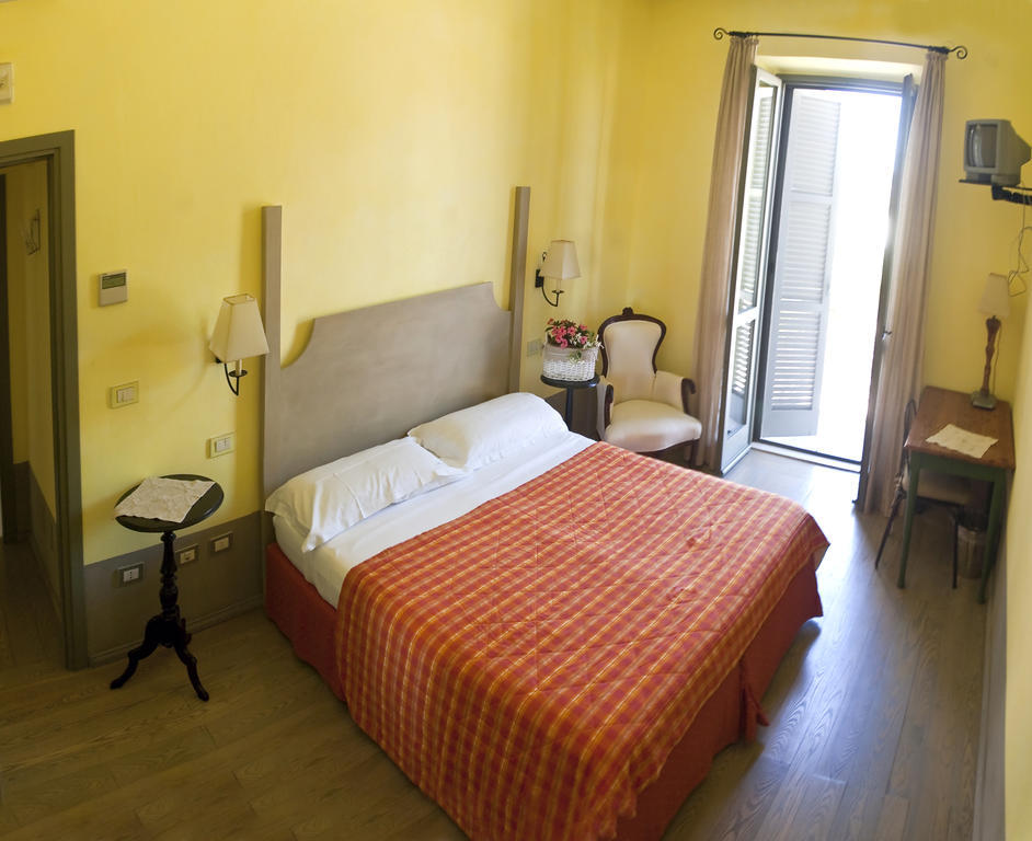 ماليانو إن توسكانا Locanda Delle Mura Anna De Croy الغرفة الصورة