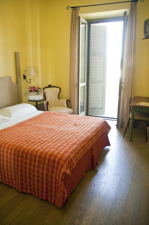 ماليانو إن توسكانا Locanda Delle Mura Anna De Croy الغرفة الصورة